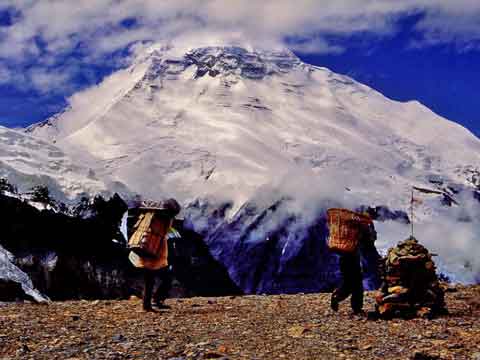 
Dhaulagiri North Face from French Pass - Los Ochomiles: Karakorum e Himalaya book
